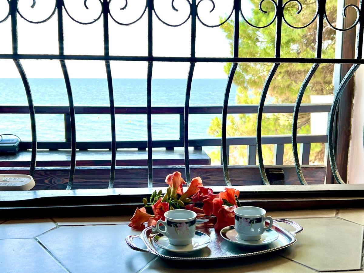 The House By The Sea Daire Metamorfosi  Dış mekan fotoğraf